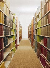 La Universidad de Navarra renueva el acuerdo con Cultura y dona un incunable de su biblioteca.